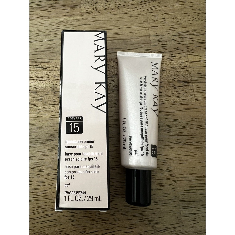 Mary Kay Foundation Primer Sunscreen SPF 15 Expiry 2028